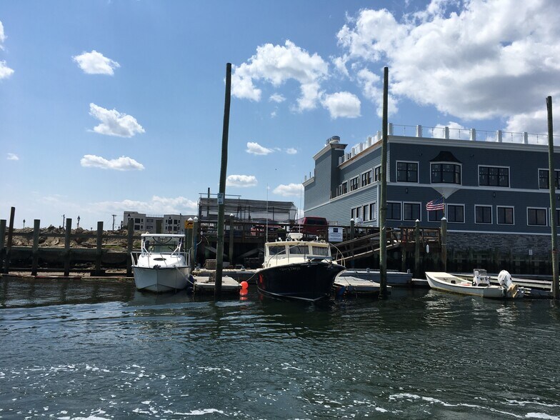 More Photos Of 405 Woodcleft Ave, Freeport Land For Sale