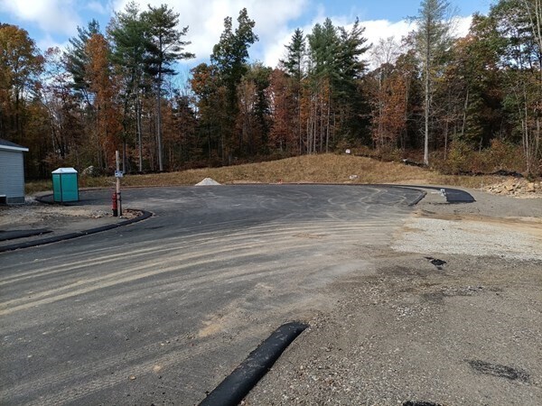 More Photos Of 1 Berry Farms rd, Sturbridge Office For Sale
