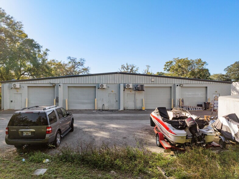 More Photos Of 175 Semoran Commerce Pl, Apopka Light Distribution For Sale