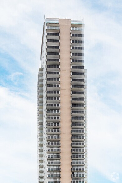 More Photos Of 800 S 4th St, Louisville Apartments For Lease