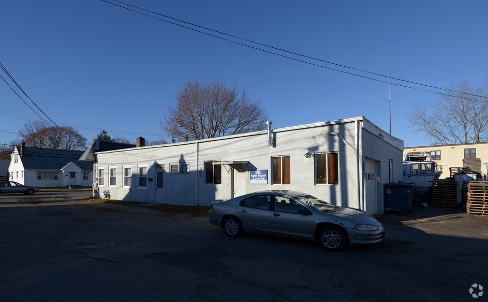 More Photos Of 109 Fletcher Ave, Cranston Industrial For Lease