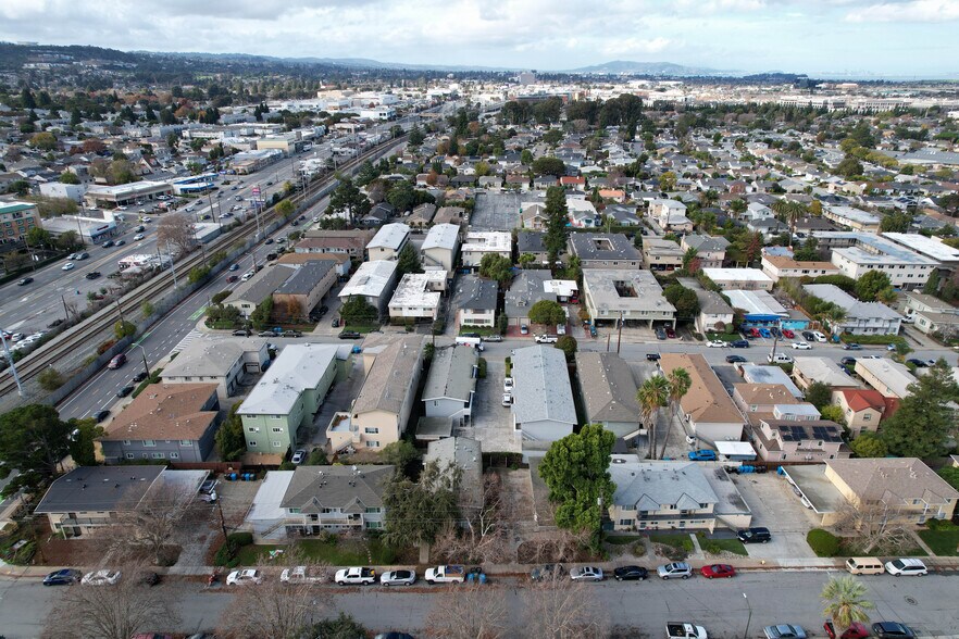 More Photos Of 19 E 41st Pl, San Mateo Apartments For Sale
