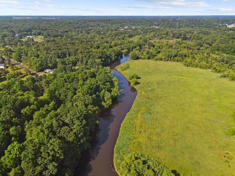 More Photos Of 1770 Columbia Ave, Battle Creek Land For Sale