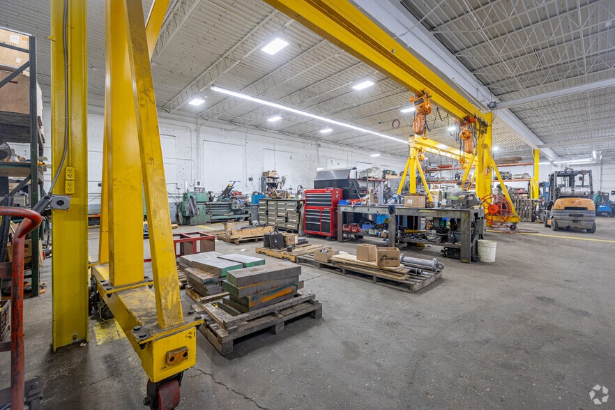 More Photos Of 6401-6403 Erdman Ave, Baltimore Warehouse For Sale