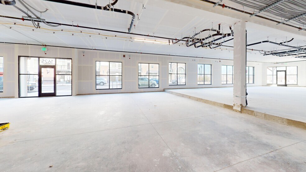 More Photos Of 1625 NE Market Dr, Fairview Multifamily For Sale