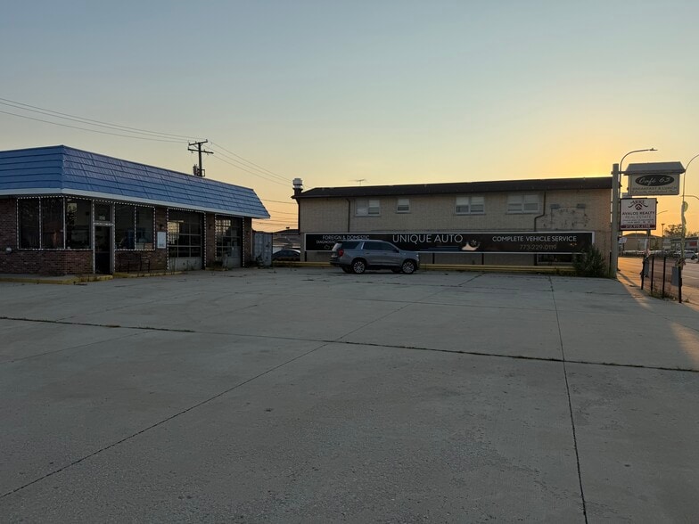More Photos Of 6401-6407 W 63rd St, Chicago Auto Repair For Lease