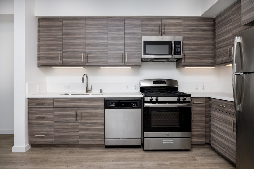 More Photos Of 12035 Wilshire Blvd, Los Angeles Apartments For Sale