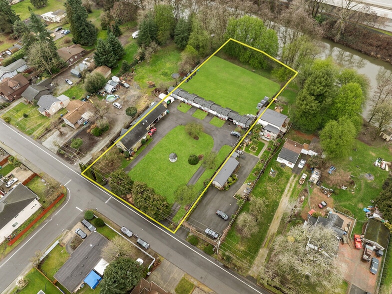 More Photos Of 13301 56th Ave S, Seattle Apartments For Sale