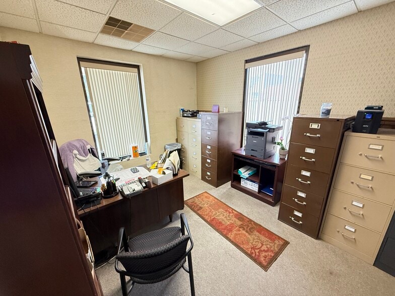 More Photos Of 906 N Breazeale Ave, Mount Olive Auto Dealership For Sale