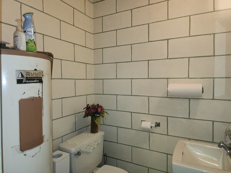 More Photos Of 3597 Amherst Hwy, Monroe Office For Sale