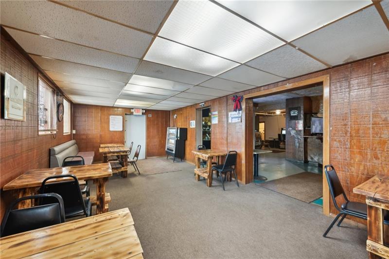 More Photos Of 2029 PA-981, New Alexandria Hotel For Sale