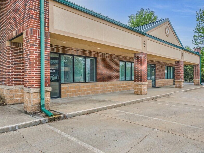 More Photos Of , Trimble Office For Sale