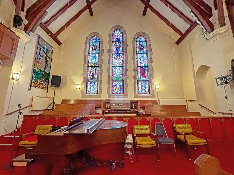 More Photos Of 401 5th St N, Saint Petersburg Religious Facility For Sale
