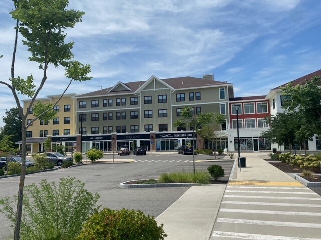 More Photos Of 75 Cowls Rd, Amherst Apartments For Lease