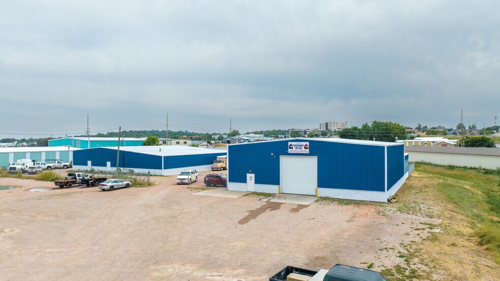 More Photos Of 405 Beech St, Gillette Warehouse For Sale