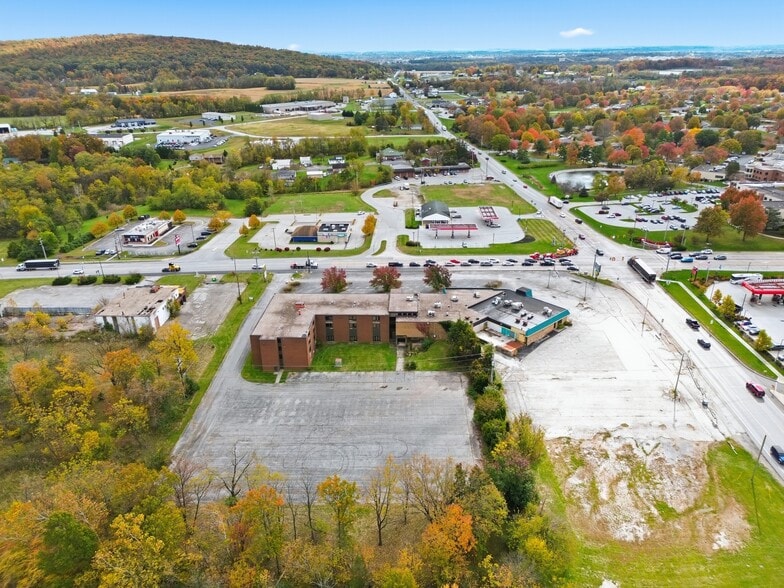 More Photos Of , New Oxford Unknown For Sale