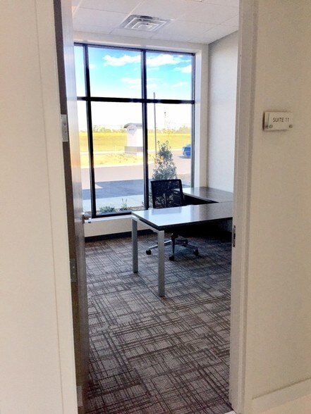 More Photos Of 3 Myers Dr, Mullica Hill Office For Lease