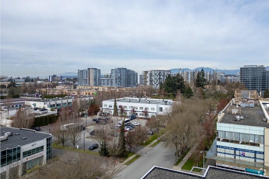 More Photos Of 8899 Odlin Cres, Richmond Office For Lease