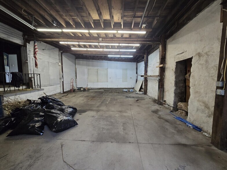 More Photos Of 380-382 4th St, Fall River Warehouse For Sale