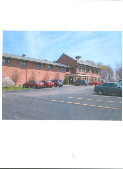 More Photos Of 310 Maple Ave, Barrington Medical For Lease