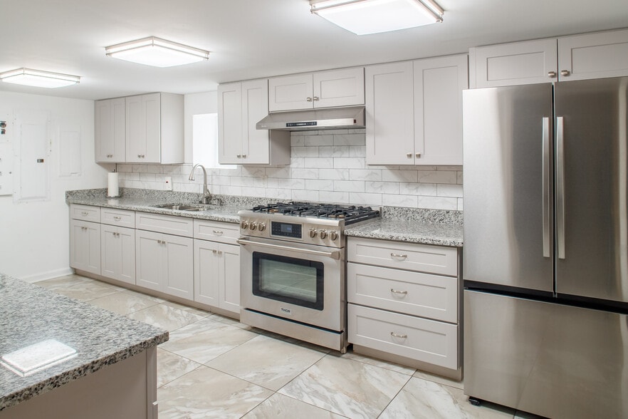 More Photos Of 536 Berrien St, Savannah Religious Facility For Sale