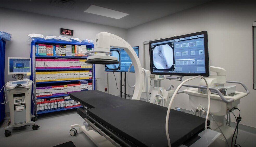 More Photos Of 9441 Huron St, Thornton Medical For Lease