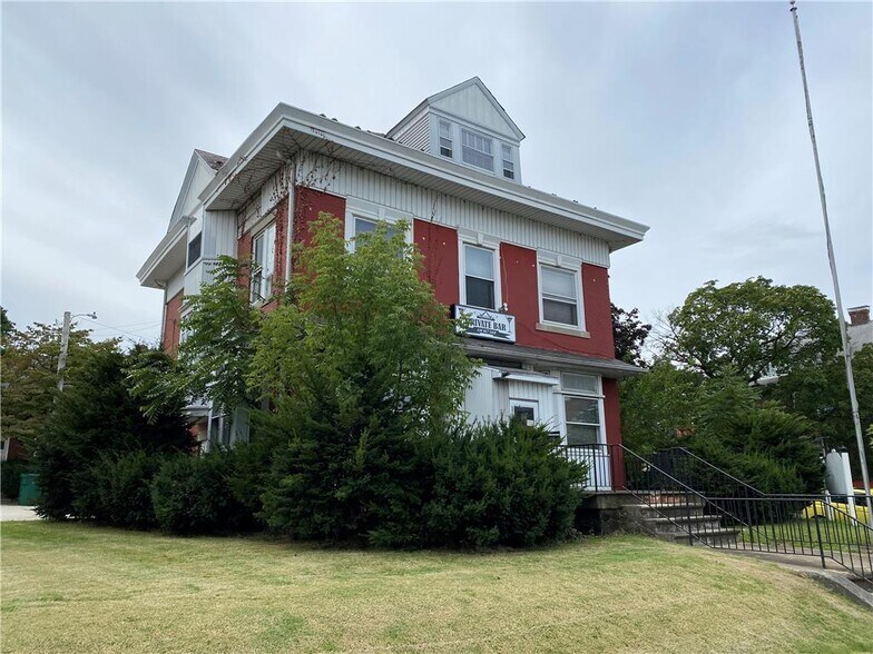 More Photos Of 431 W Union Blvd, Bethlehem Apartments For Sale