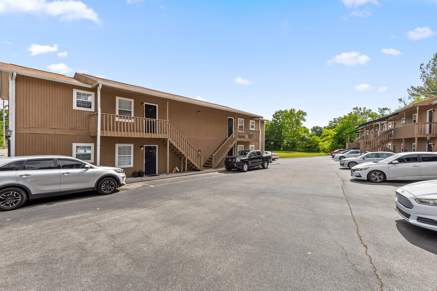 More Photos Of 1802 Hamill Rd, Hixson Apartments For Sale