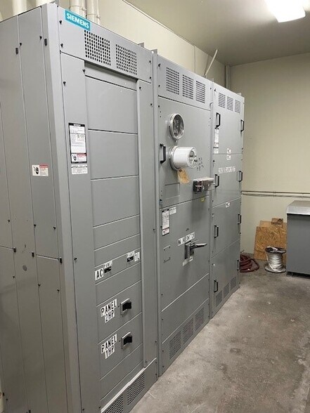 More Photos Of 2082 E Gladwick St, Compton Industrial For Lease