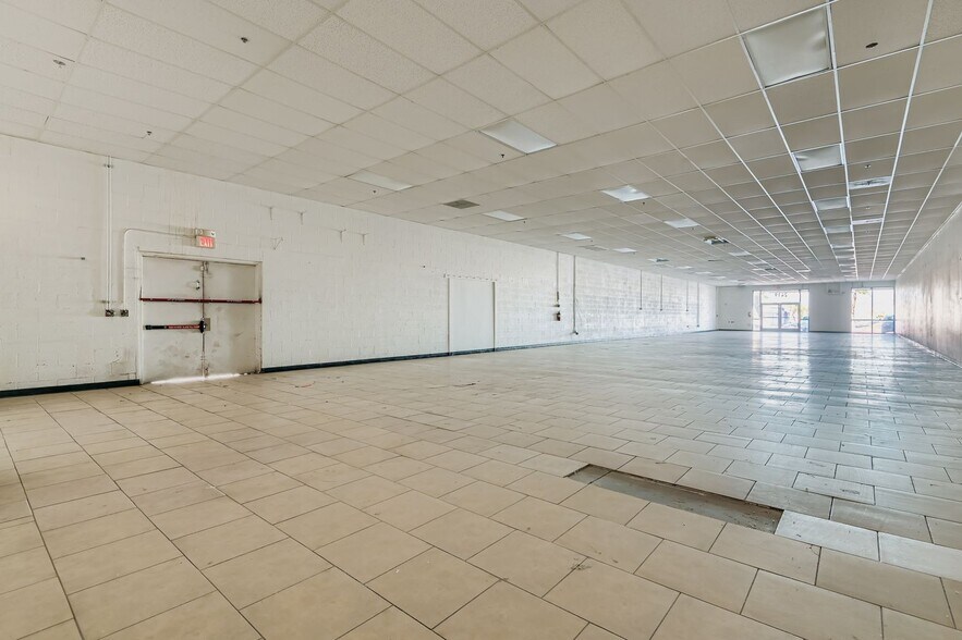 More Photos Of 2411-2483 E Tropicana Ave, Las Vegas Unknown For Lease