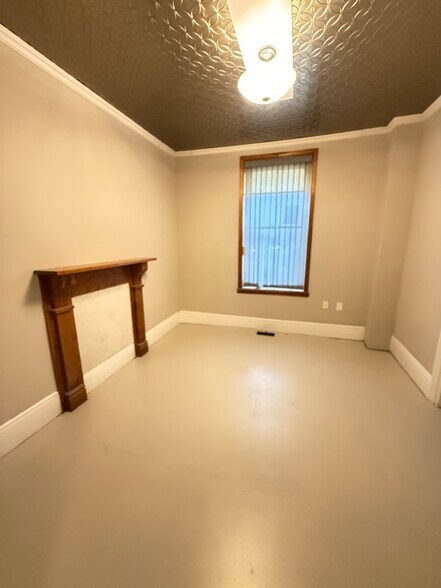More Photos Of 272 Wellington St, Kingston Apartments For Sale