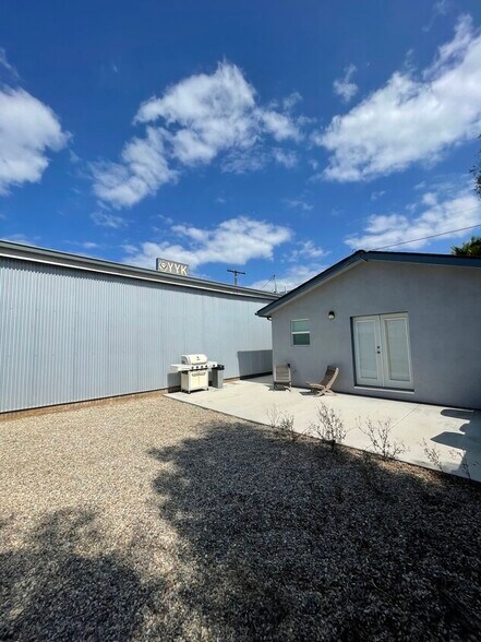 More Photos Of 1920 McKinley Ave, National City Warehouse For Lease