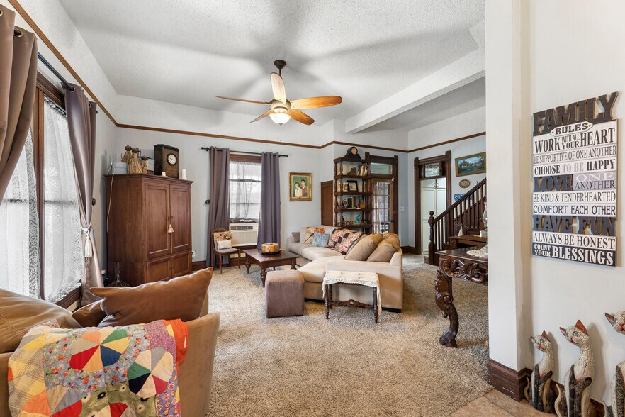 More Photos Of 3303 Ranch Road 1869, Liberty Hill Specialty For Sale