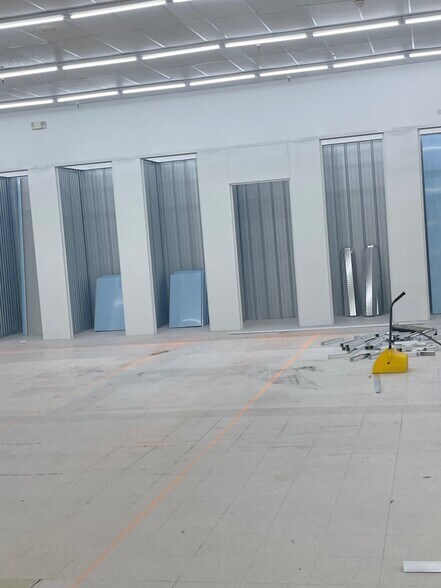 More Photos Of 4892 Okeechobee Rd, Fort Pierce Self Storage For Lease