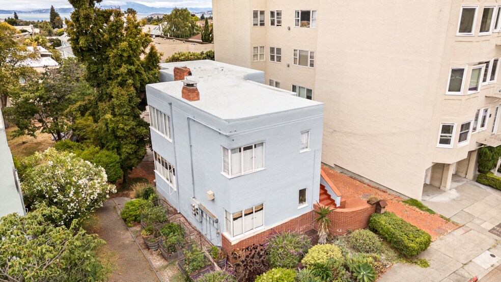 More Photos Of 1682 Oxford St, Berkeley Apartments For Sale