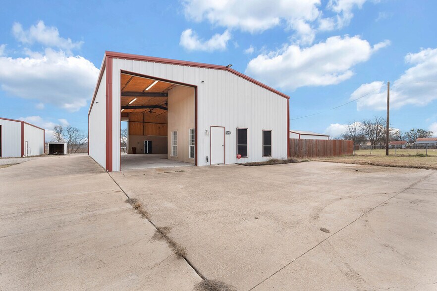 Primary Photo Of 11900 FM 1392, Terrell Warehouse For Lease