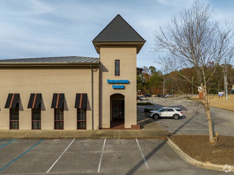 More Photos Of 2600 Highway 58, Helena Freestanding For Lease