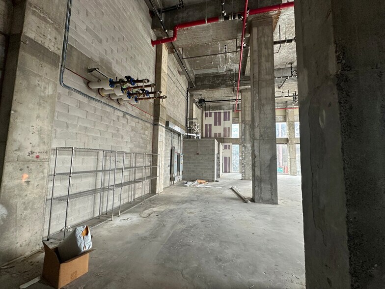 More Photos Of 400 W 42nd St, New York Hospitality For Sale