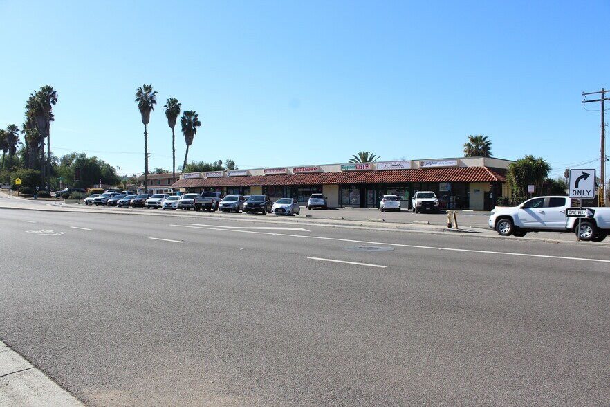 More Photos Of 305-321 N Ash St, Escondido Storefront For Lease