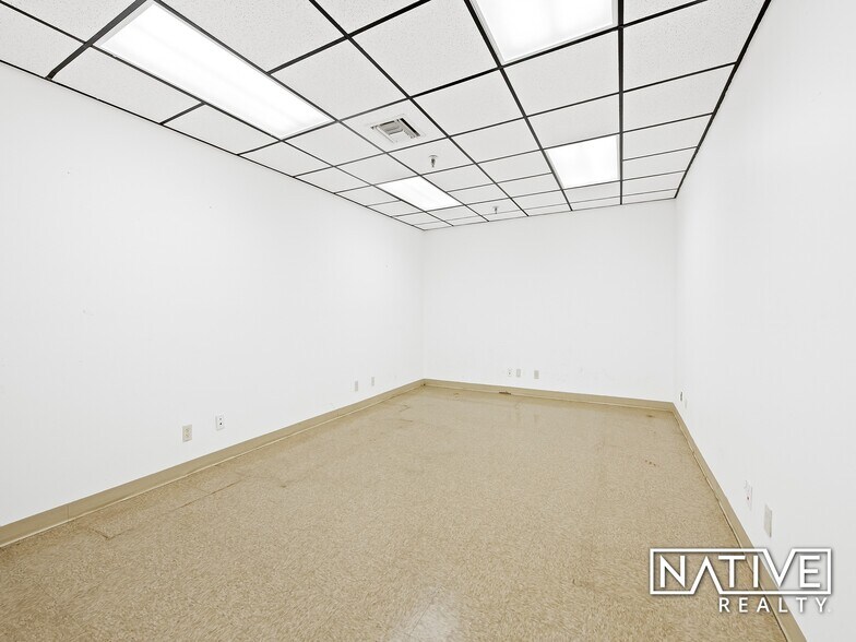 More Photos Of 1500-1600 NE 12th Ter, Fort Lauderdale Warehouse For Lease