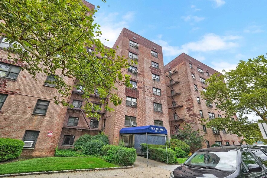 More Photos Of 2910 137th St, Flushing Apartments For Lease