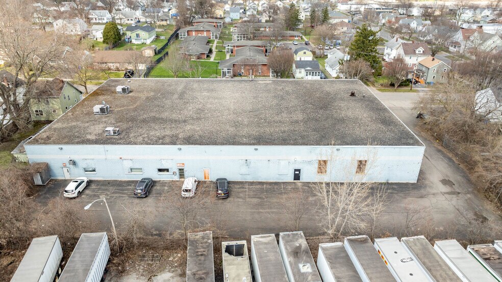 More Photos Of 15 McArdle St, Rochester Manufacturing For Lease