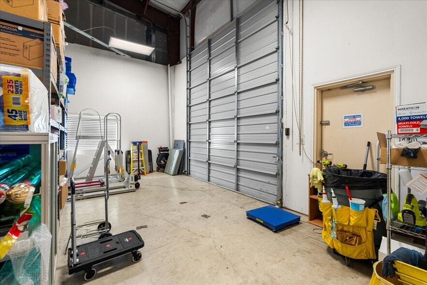 More Photos Of 13400 Immanuel Rd, Pflugerville Office For Sale