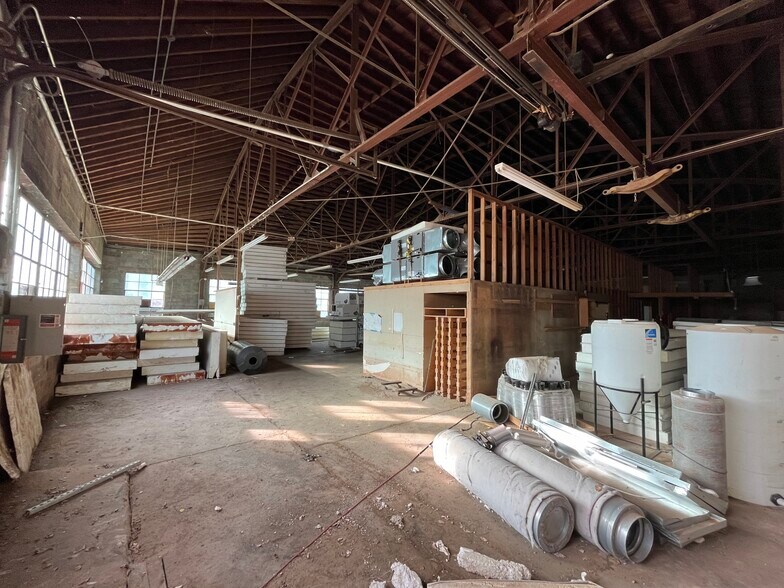 More Photos Of 509 W Oklahoma Ave, Guthrie Warehouse For Sale