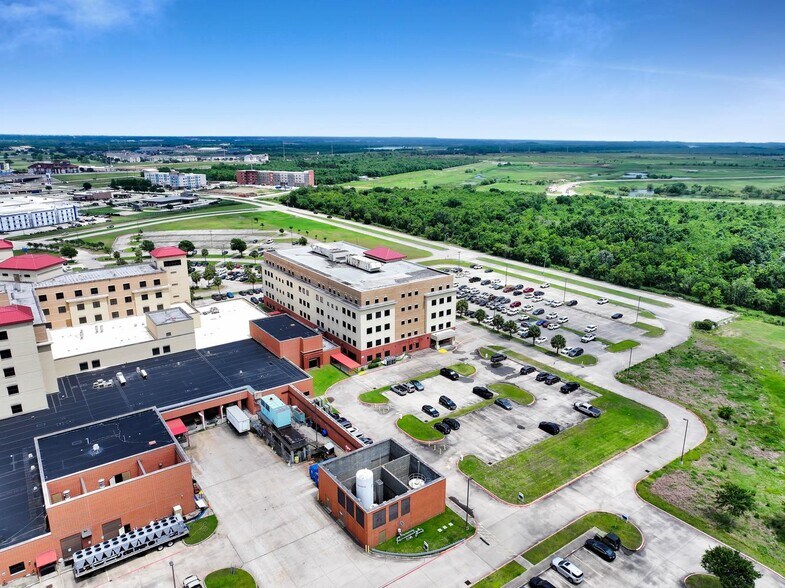 More Photos Of 2501 Jimmy Johnson Blvd, Port Arthur Medical For Sale