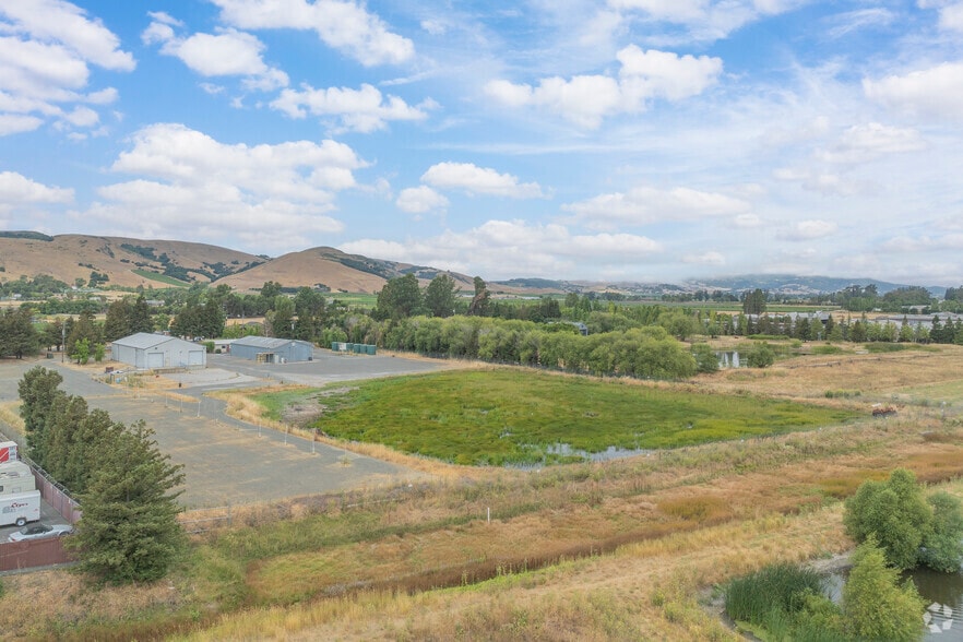 More Photos Of 24200 Arnold Dr, Sonoma Warehouse For Sale