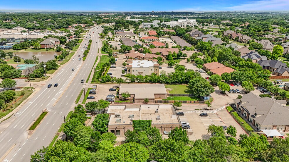 More Photos Of 445 W Southlake Blvd, Southlake Freestanding For Sale