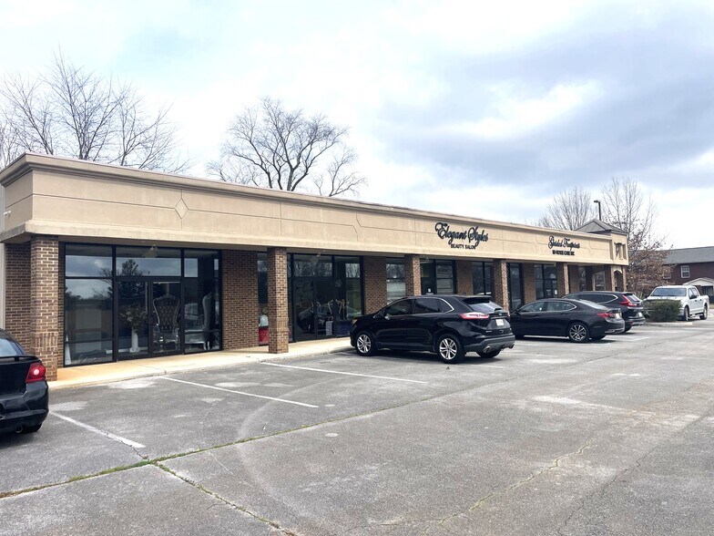 More Photos Of 2055 Blue Spring Rd, Huntsville Storefront Retail Office For Sale