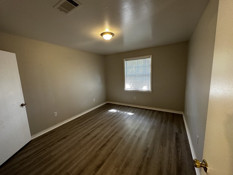 More Photos Of 8221 Highway 39, Meridian Apartments For Sale