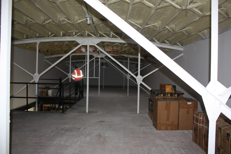 More Photos Of 1737 NW 5th St, Oklahoma City Warehouse For Sale